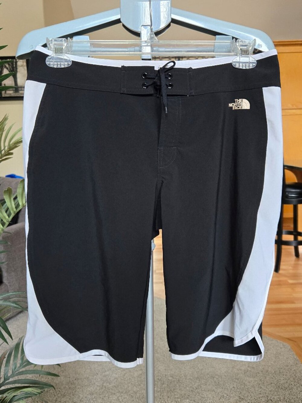 The North Face sz 8 Apex Women's Board Shorts
